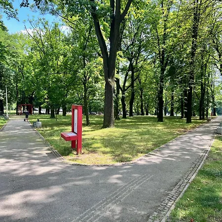 Apartament 77